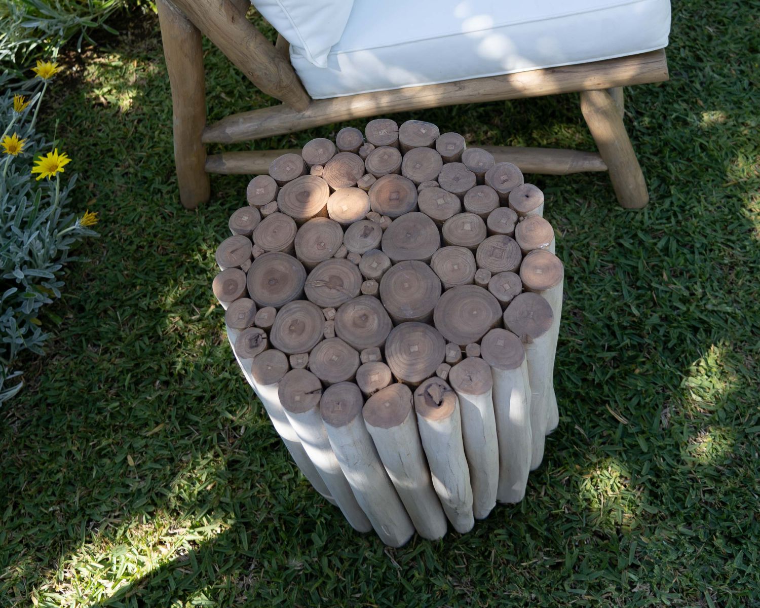 Tavolino in stile etnico "Sumatra" in rami e legno di teak bianco