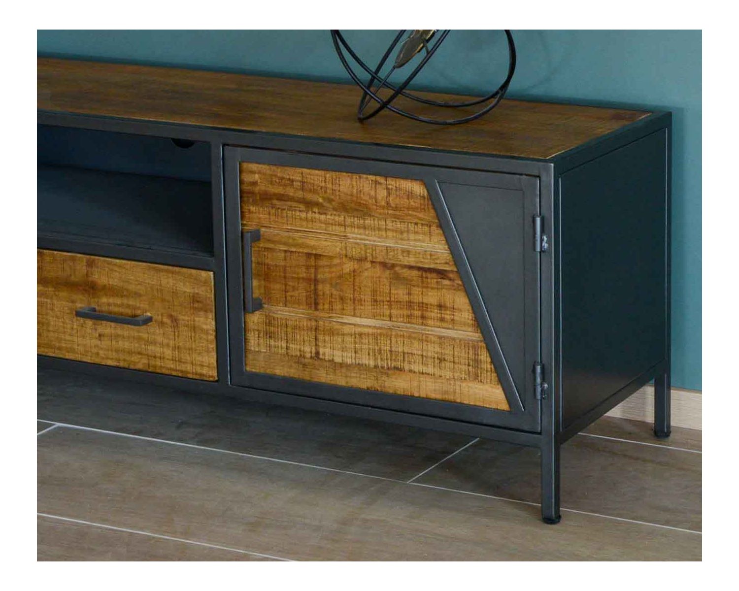 Porta TV "Vista" 150 cm in metallo grigio e legno in stile industriale