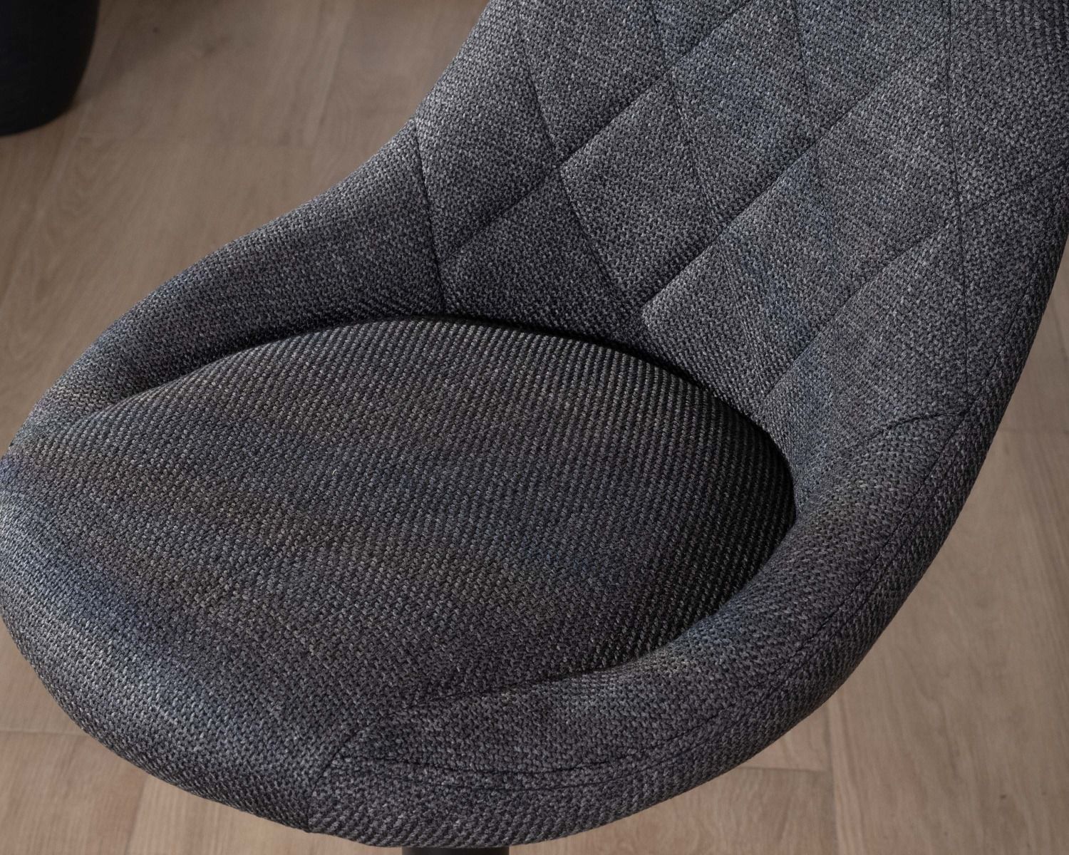 Set di 2 sedie da bar regolabili in altezza in tessuto nero "O'Neal" con gambe in metallo nero