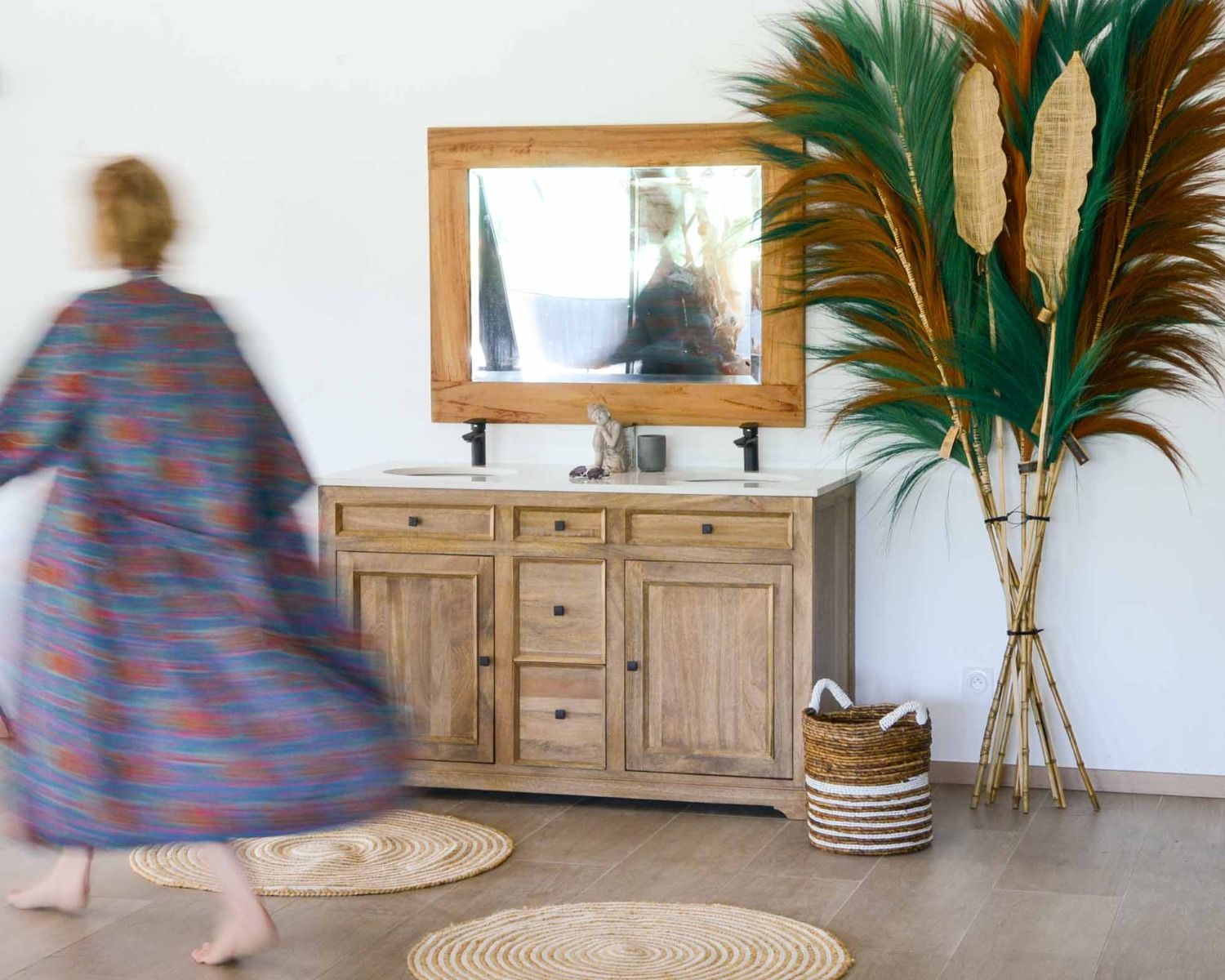 Mobiletto da bagno a 2 vasche "Elegance" in quarzo bianco e mango