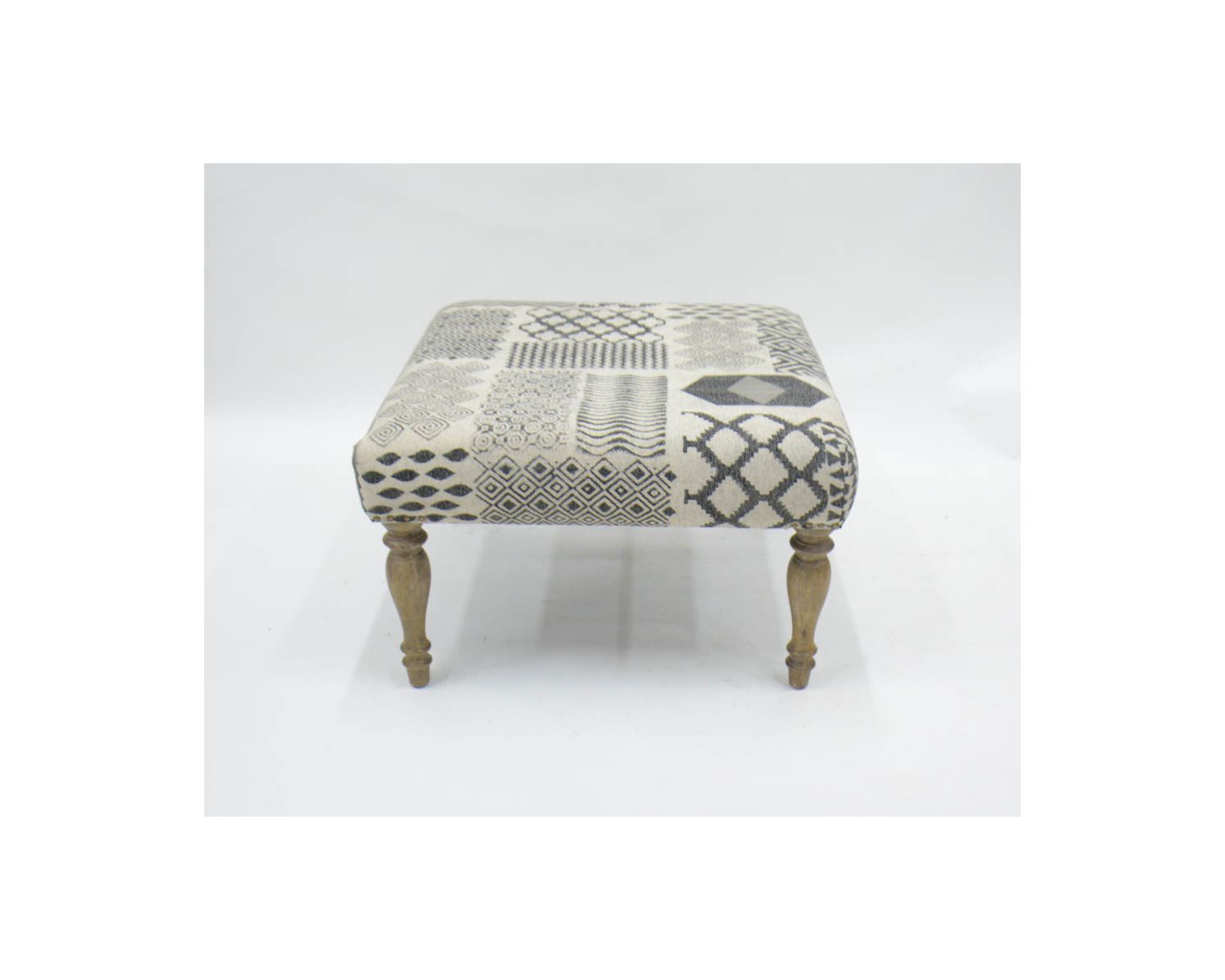 Poggiapiedi patchwork grigio "Sofia" e gambe in legno naturale