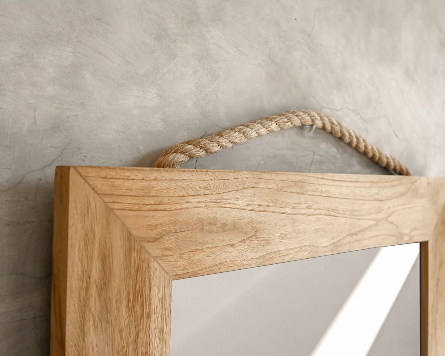 Grande specchio da appoggio da 180 cm in teak "Solira", stile naturale