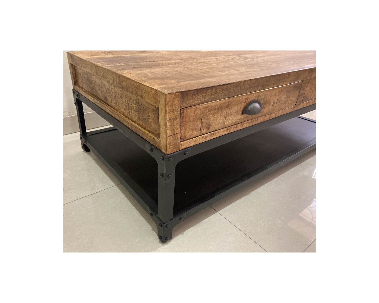 Tavolino a 4 cassetti "Emil" in mango massiccio