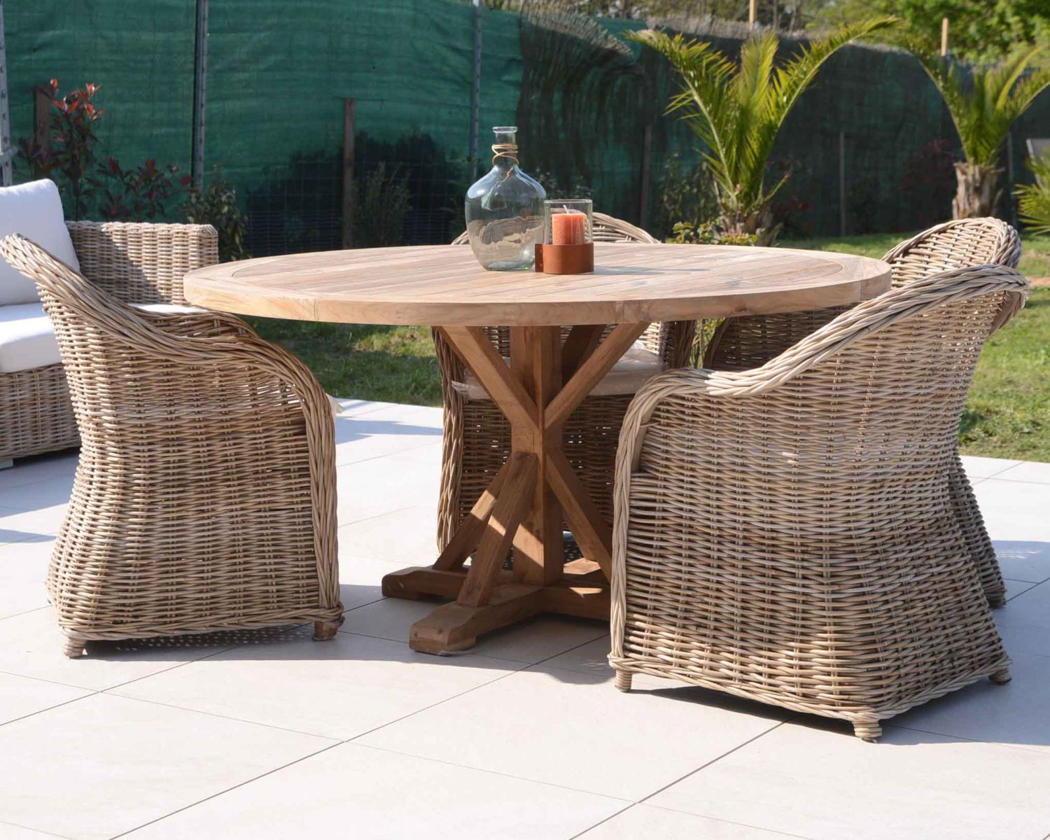 Tavolo da giardino in teak riciclato "Balangan Beach" diametro 120 cm
