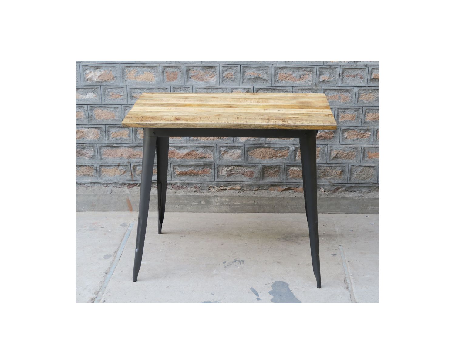 Tavolo con piedistallo "Dowtoun" 120x70cm in legno esotico e metallo