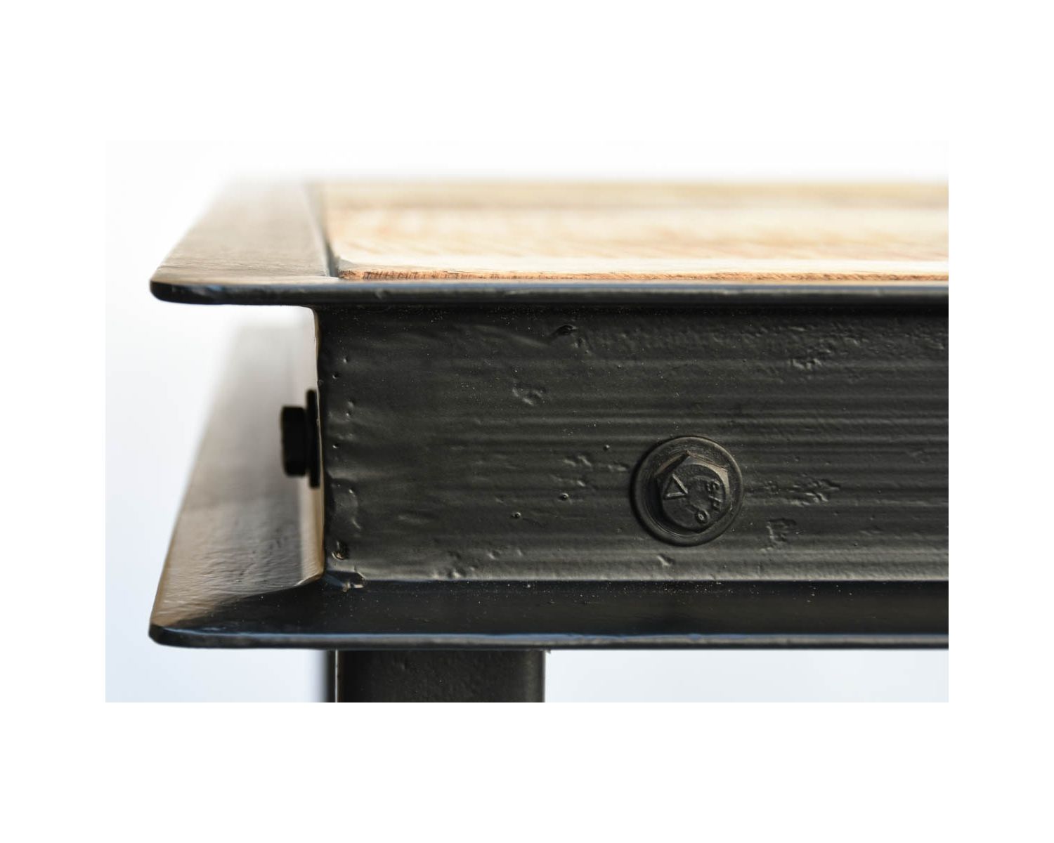 Sgabello industriale da bar "IPN" in metallo e legno