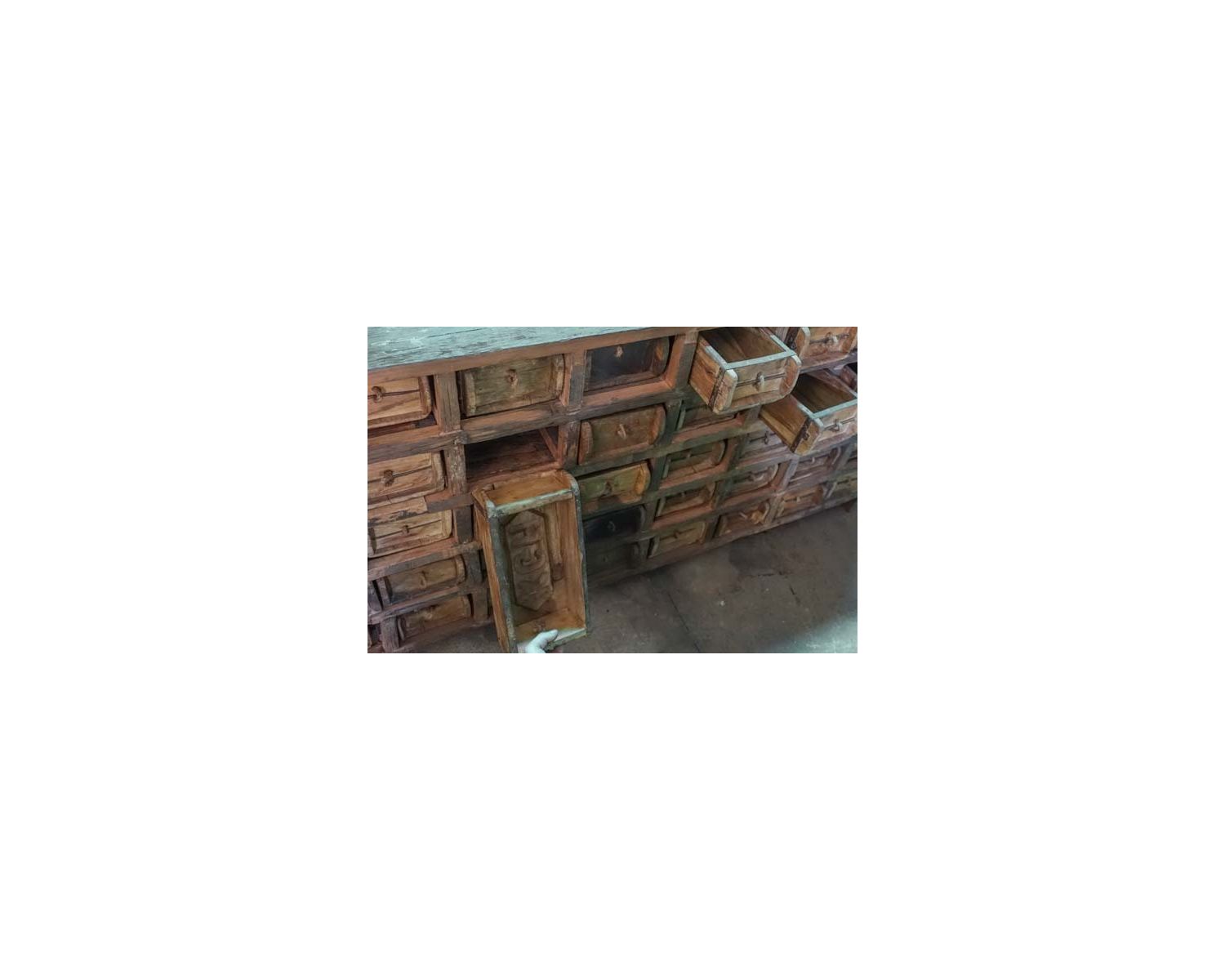 Cassettiera in legno riciclato 150 cm Collezione "Nepalaise