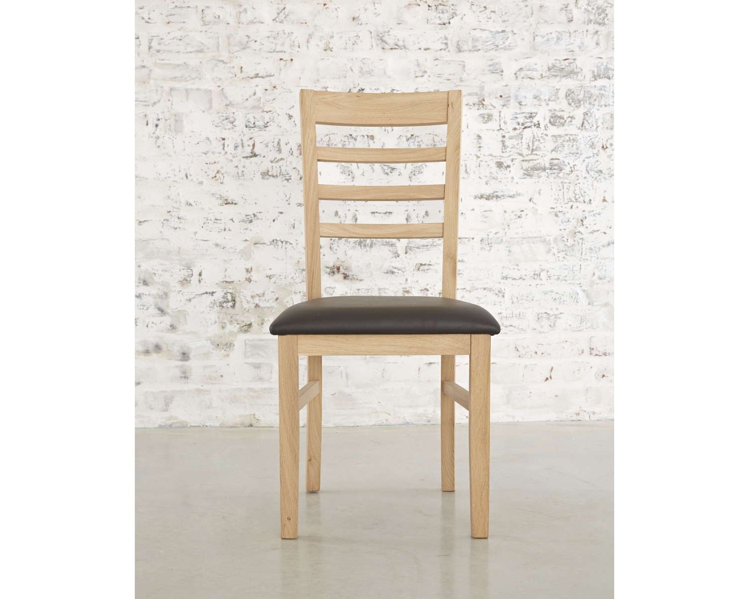 Sedia "Bella" in rovere bycast