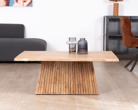 Tavolino di design "Elki" in acacia con gamba centrale