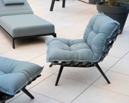 Chaise longue "Lisca" di alta gamma di colore turchese e nero con poggiapiedi modulare