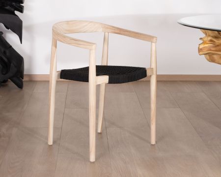 Set di 4 sedie contemporanee "Tiska" in teak naturale e seduta nera