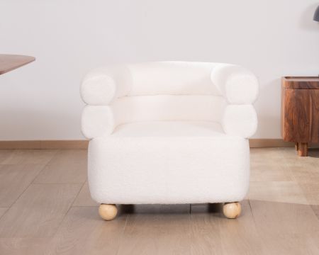 Poltroncina "Wala" anni '70 in tessuto bouclette bianco