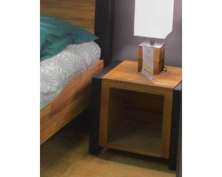 Comodino "Catania" in metallo nero e legno massiccio