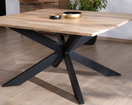 Tavolo da pranzo quadrato allungabile "Haden" in mango e metallo in stile industriale 140x140-220cm