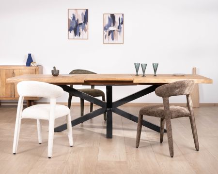 Tavolo da pranzo allungabile "Maestro" 190-250 cm in legno di mango con gambe a stella