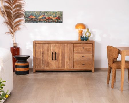 Credenza bassa da 155 cm in stile rustico, realizzata in legno riciclato "Mokal"