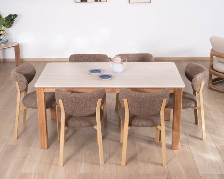 Tavolo da pranzo da 200 cm in stile country chic “Arvik”, in teak massiccio e ceramica effetto travertino