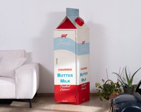 Contenitore originale Tetra Pack "Crazy" per la conservazione dei cartoni del latte