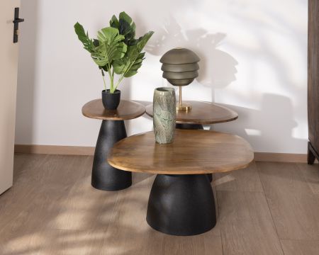Set di 3 tavolini in legno e metallo "Daun" a forma di ciottoli naturali