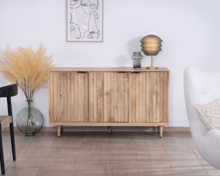Credenza a 3 ante "Lanora" in legno massiccio di mango con frontali scanalati Stile contemporaneo Japandi