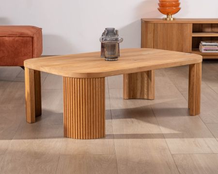 Tavolino in rovere oliato "Winton" con gambe scanalate in stile retrò