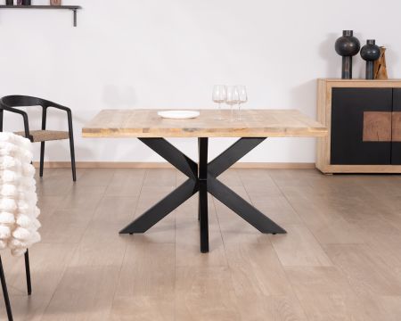 Tavolo da pranzo industriale "Caractère" quadrato 140x140cm in legno e metallo