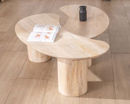 Duo di tavolini di puro design "Jappy" a forma di fagiolo di mango