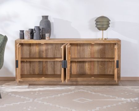 Credenza a 4 ante "Vikka" in legno massiccio di mango con maniglia in metallo