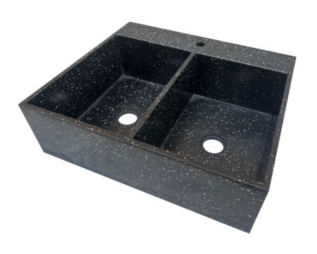 Grande lavello doppio in terrazzo nero