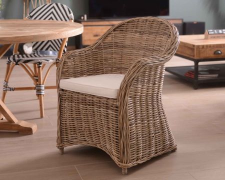 Poltrona da giardino "Balangan Beach" in kubu rattan grigio con seduta in tessuto