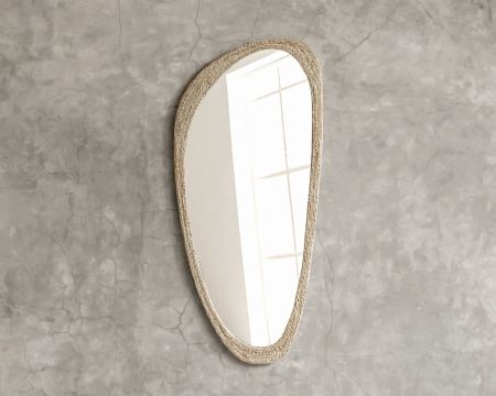 Specchio di forma organica "Solira" con cornice in corda alto 130 cm