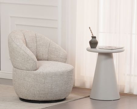 Poltrona con effetto palla e cuciture in tessuto bouclette beige intrecciato "Sweet Culture" con effetto cocoon 