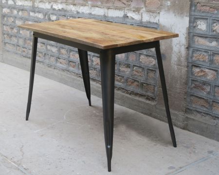 Tavolo in metallo e legno massiccio "Dowtoun" 150x80 cm