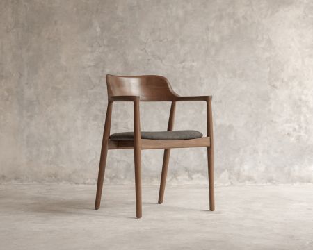 Sedia da pranzo dal design essenziale con braccioli e seduta in tessuto antracite "Vogue"