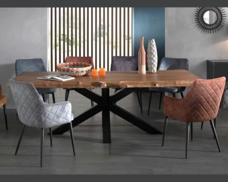 Tavolo da pranzo XXL "Valley" con piano in teak rigenerato e gambe a stella da 280 cm