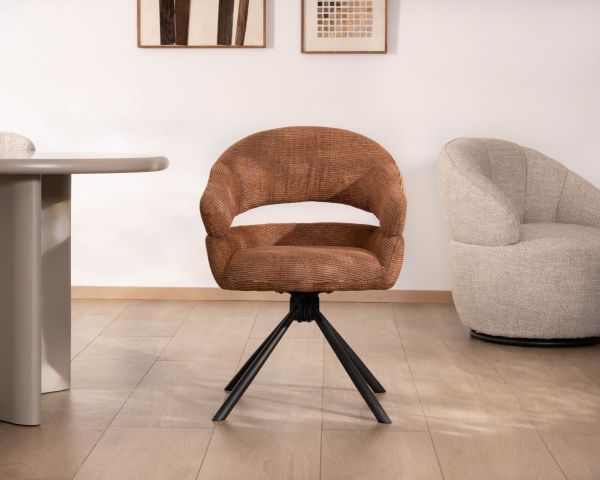 Set di 2 sedie girevoli "Movy" in tessuto intrecciato color ruggine dalle linee contemporanee e avvolgenti