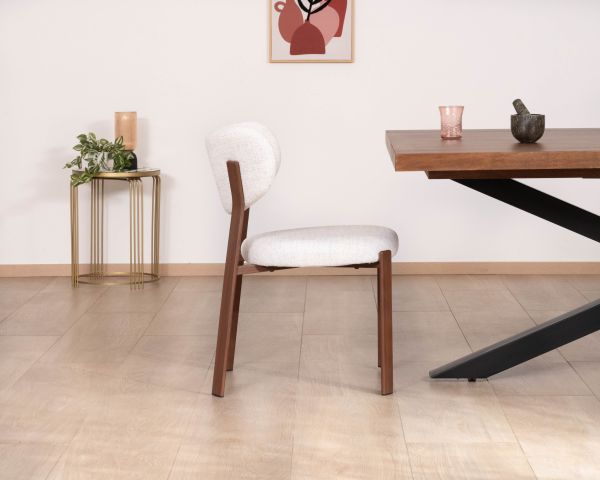 Set di 2 sedie da pranzo impilabili in stile retrò in tessuto intrecciato bianco "Staccato" con gambe in legno scuro