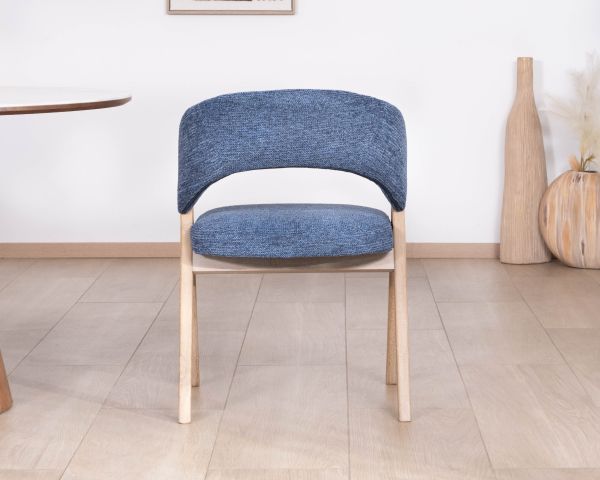 Set di 2 sedie da pranzo contemporanee blu notte "Kyara" con gambe a boomerang in legno di albero della gomma