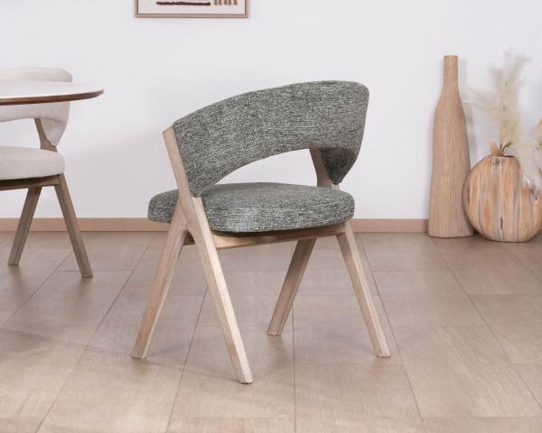 Set di 2 sedie "KYARA" in tessuto verde salvia, design cocooning e seduta generosa