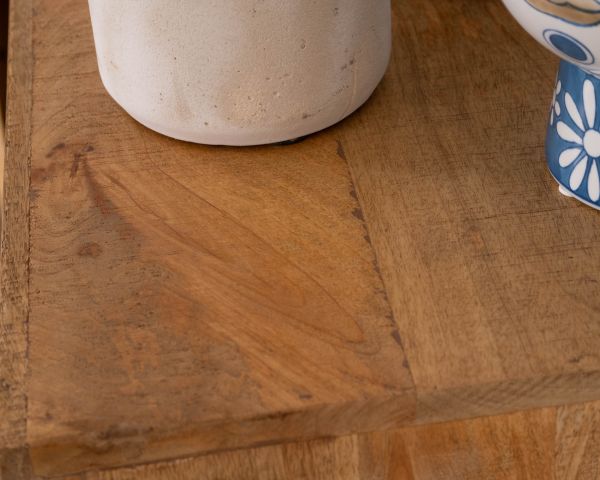 Piccola credenza in legno massello di mango con vetrina "Manelo" 145 cm