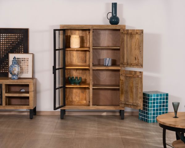 Mobile contenitore contemporaneo con ante in vetro e illuminazione a LED “Manelo” in legno massello di mango