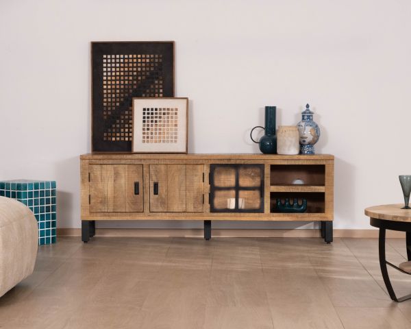 Mobile TV contemporaneo in legno massello di mango con anta a vetri "Manelo" 175 cm