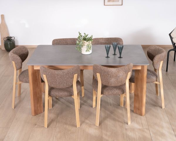 Tavolo da pranzo da 200 cm con piano in ceramica grigia effetto cemento "Merik" in teak massiccio
