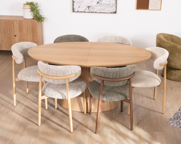 Tavolo da pranzo ovale allungabile in rovere "Oria" 160-200 cm, stile contemporaneo e raffinato