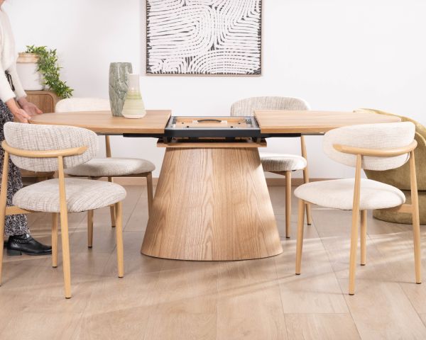 Tavolo da pranzo ovale allungabile in rovere "Oria" 160-200 cm, stile contemporaneo e raffinato