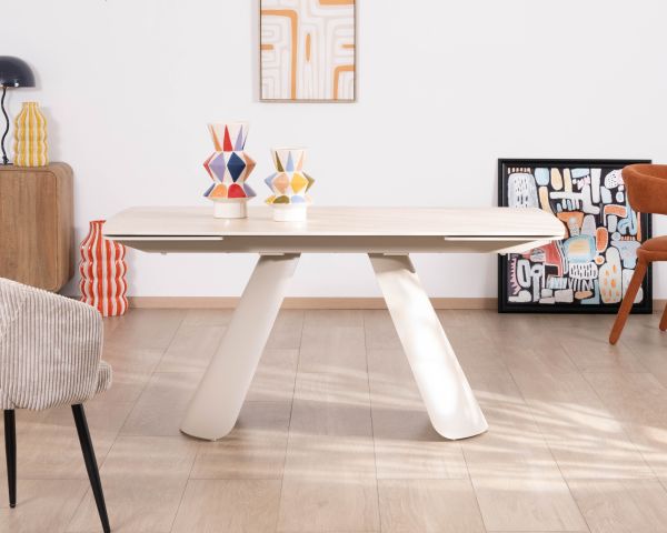 Tavolo allungabile retro chic "Amarello" da 160 a 240 cm in pietra sinterizzata e metallo champagne