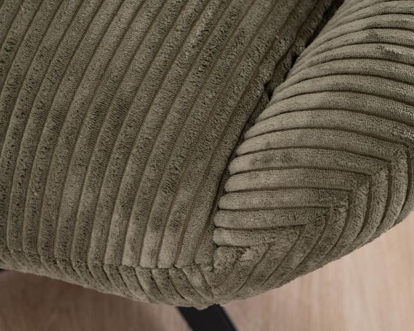 Poltrona ultraconfortevole "Bissett" girevole a 360° in morbido velluto a coste verde