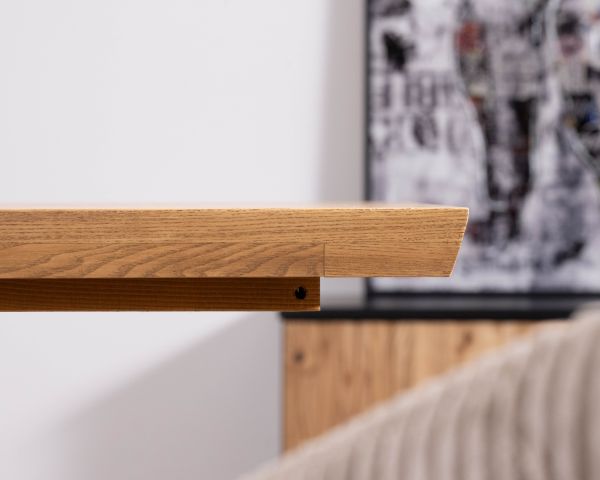 Tavolo da pranzo in frassino massiccio "Sydney" da 2 m con base a stella in metallo nero