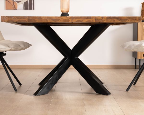 Tavolo da pranzo quadrato in teak "Zenia" con gambe in metallo 130 cm