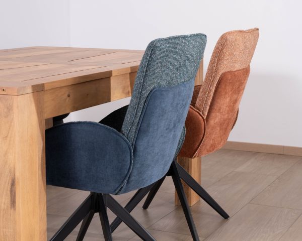 Set di 2 sedie "Eddy" in tessuto bi-tessuto blu scuro con braccioli e base girevole in metallo